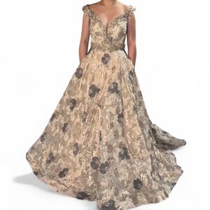 nigh gown prom dress with beading